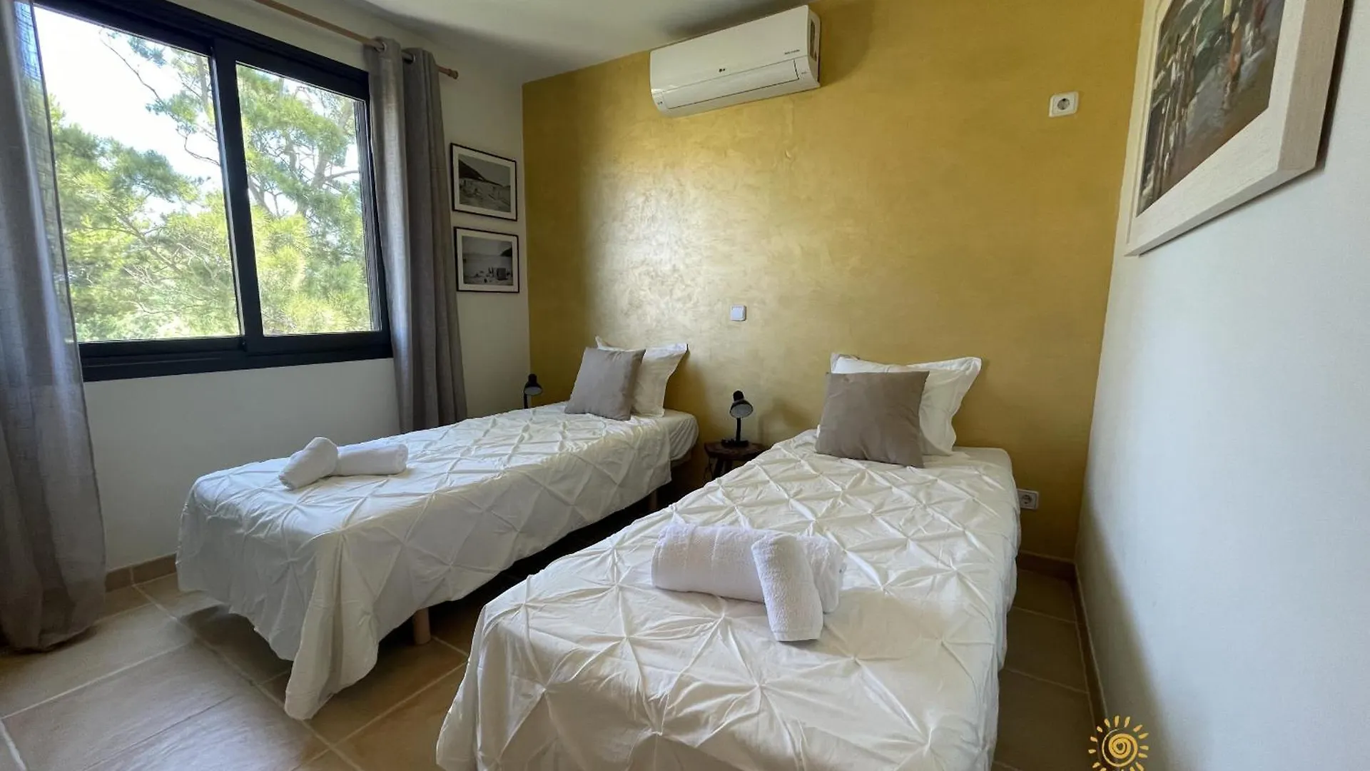 Sunny Spacious Family Apartment In Puerto Pollensa  Port de Pollenca