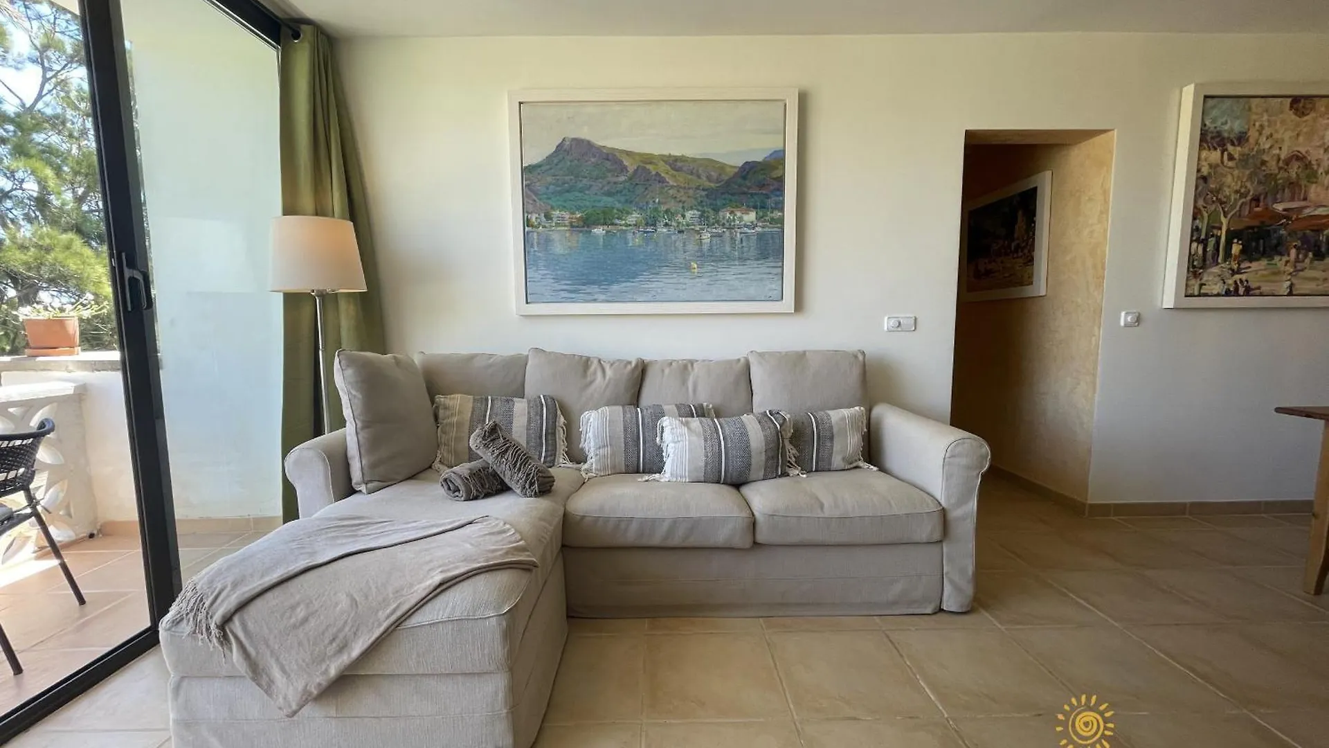 Sunny Spacious Family Apartment In Puerto Pollensa 0*, Port de Pollenca